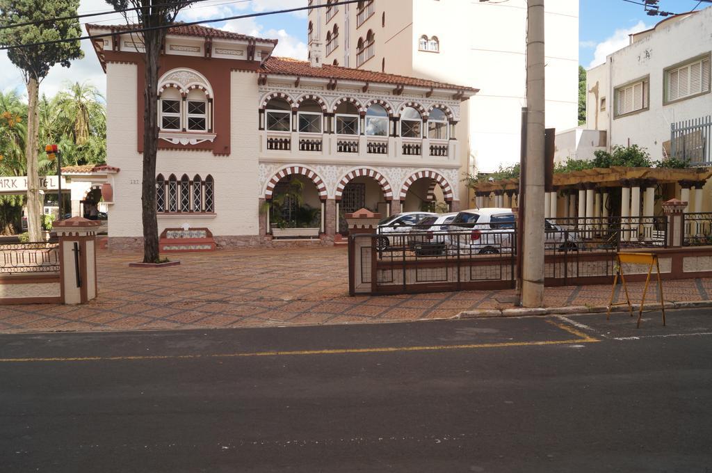 Tamareiras Park Hotel Uberaba Bagian luar foto